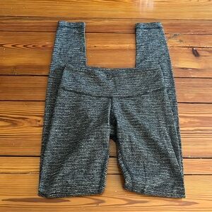 Lululemon size 4, dark gray leggings